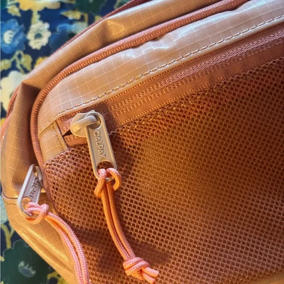 NWT Calpak Peach Crossbody Bag - Picture 2 of 6